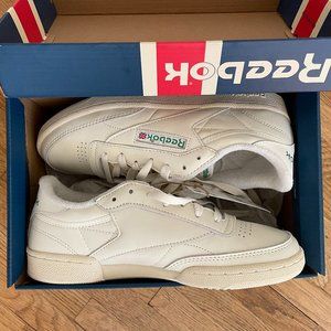 NWT - Reebok Women's Club C 85 Vintage Walking Shoe (8.5)